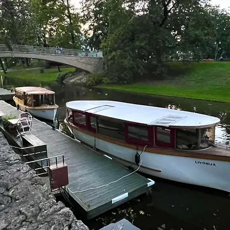 Апартаменты Old Town Art Maria Frou-frou 101 M2