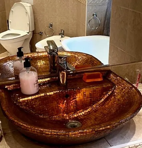 Old Town Art Maria Frou-frou 101 M2 Apartment