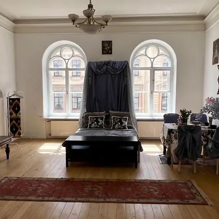 Apartment Old Town Art Maria Frou-frou 101 M2 *