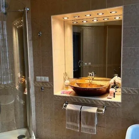 Apartment Old Town Art Maria Frou-frou 101 M2 *
