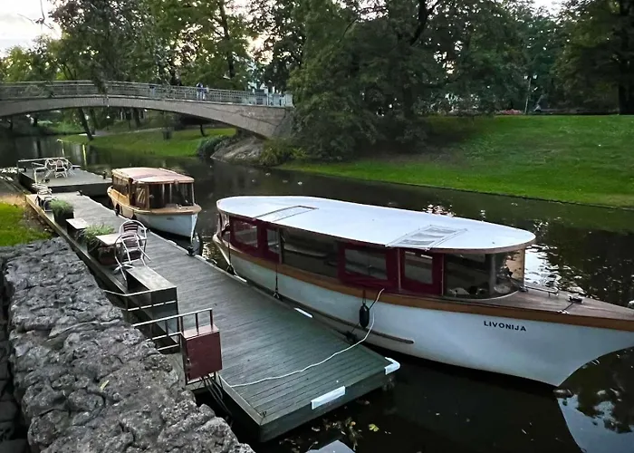 Dzīvoklis Old Town Art Maria Frou-frou 101 M2